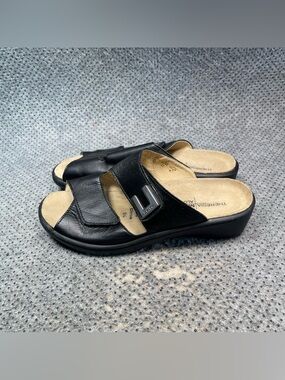 Theresia M Aloe Vera Black Leather Sandals Size 5.5 Women’s